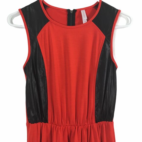 Womens Dress Size Small Red with Black Faux Leather‎ Fit Flare Sleeveless - Picture 2 of 8